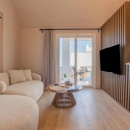 Apartament Island Charm *