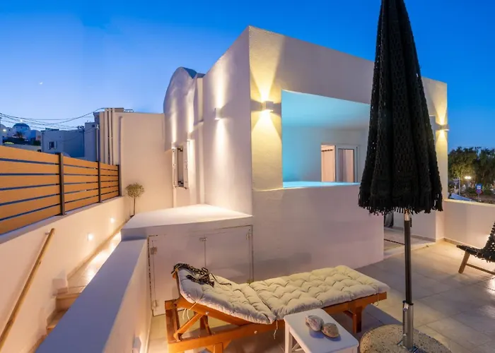 Island Charm * Imerovigli (Santorini)